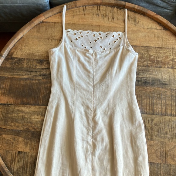 ESCADA Embroidered Linen Dress With Side Slit - Full Length - Made in Italy (34) - Picture 5 of 16